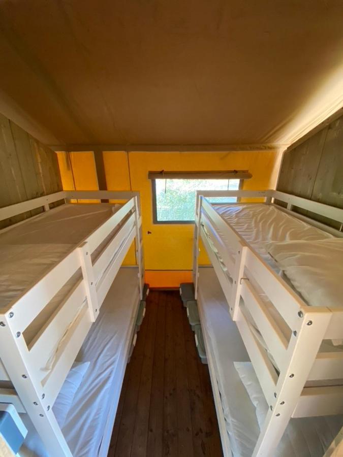 Camping La Kahute - Tente Lodge Au Coeur De La Foret Carcans Eksteriør billede