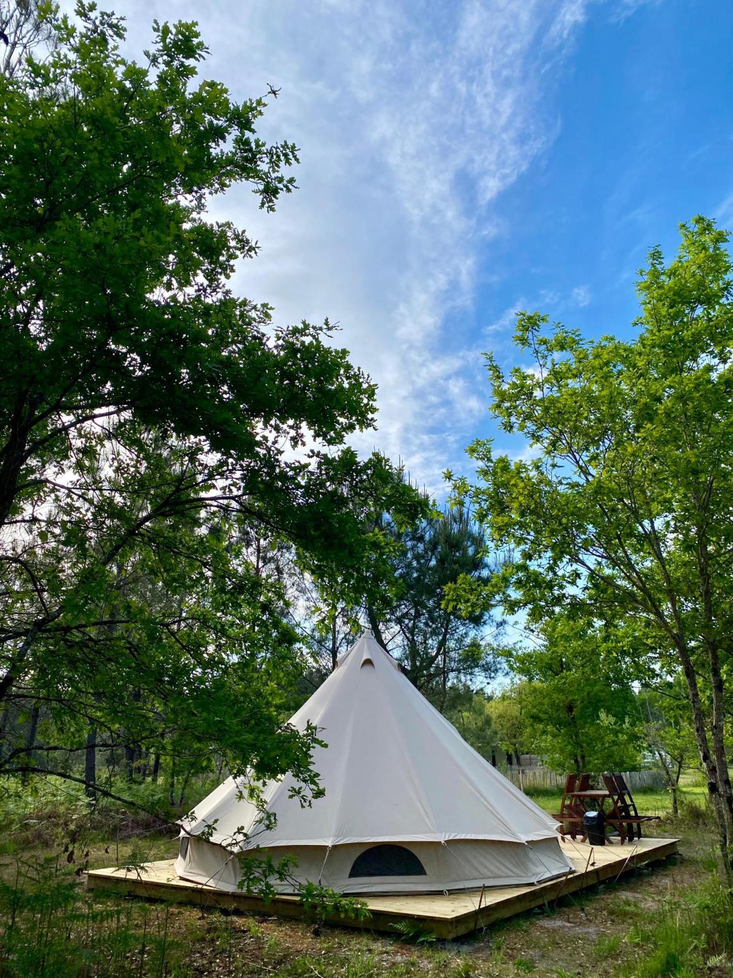 Camping La Kahute - Tente Lodge Au Coeur De La Foret Carcans Eksteriør billede
