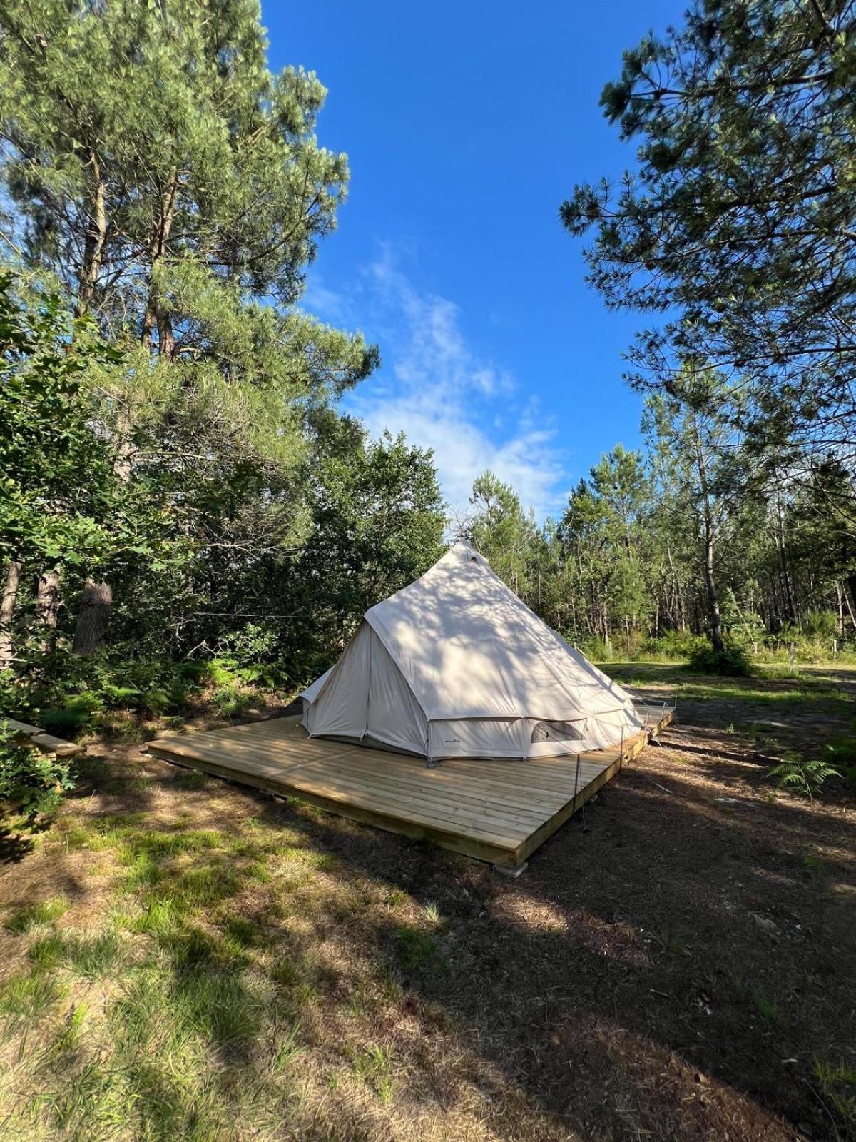 Camping La Kahute - Tente Lodge Au Coeur De La Foret Carcans Eksteriør billede